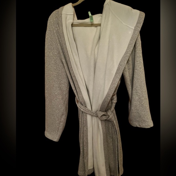 Honeydew Intimates NWOT Cozy Fleece Hooded Robe - Picture 2 of 6